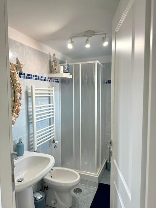 Casa Vacanza Elislor Apartments Fiumicino Dış mekan fotoğraf